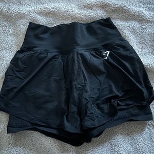 2 in 1 Gymshark Black Vital seamless shorts